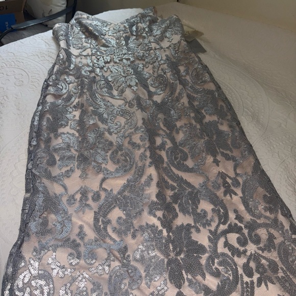 Wedding, formal,prom stunning silver evening dress - Picture 8 of 16